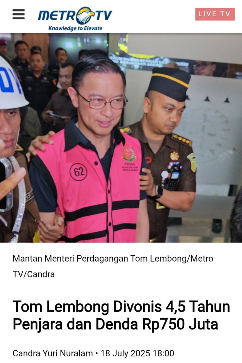 Import Gula dimasa Tom Lembong sebagai Menteri Perdagangan hingga dia dianggap bersalah dan di vonis Hakim 4,5 Tahun Penjara serta Denda 750 Juta, Lalu kapan Kalian <a href="/KejaksaanRI/">Kejaksaan RI</a> Periksa dan Tuntut Para Menteri Perdagangan Yang Melakukan Import Gula Selain Tom Lembong Itu ?