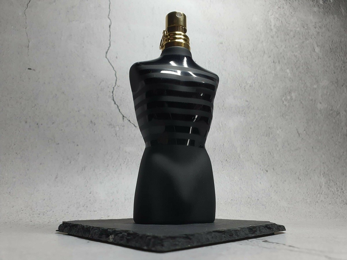 محب العطور ✨ tweet media