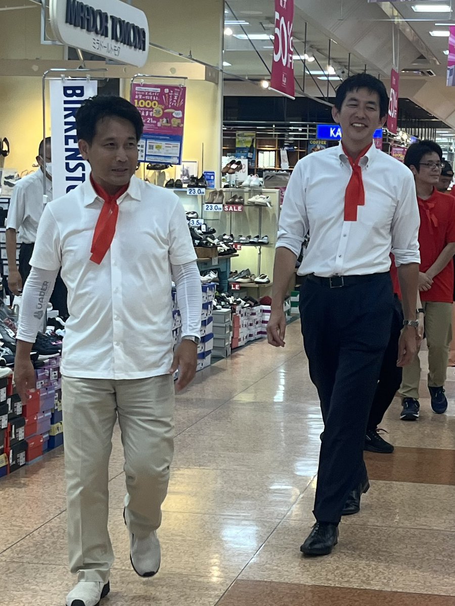 kobahawk's tweet image. 昨日午後は、山口県から福井県へ。滝波宏文候補の応援。街頭演説3箇所と企業の皆さんに演説。ふるさと福井への思いが人一倍強く、「世界の中での日本」と「日本の中での福井」を常に意識して行動しています。政策全般に強いですが、特にエネルギー政策については、原子力の活用を含め、党内屈指の論客…