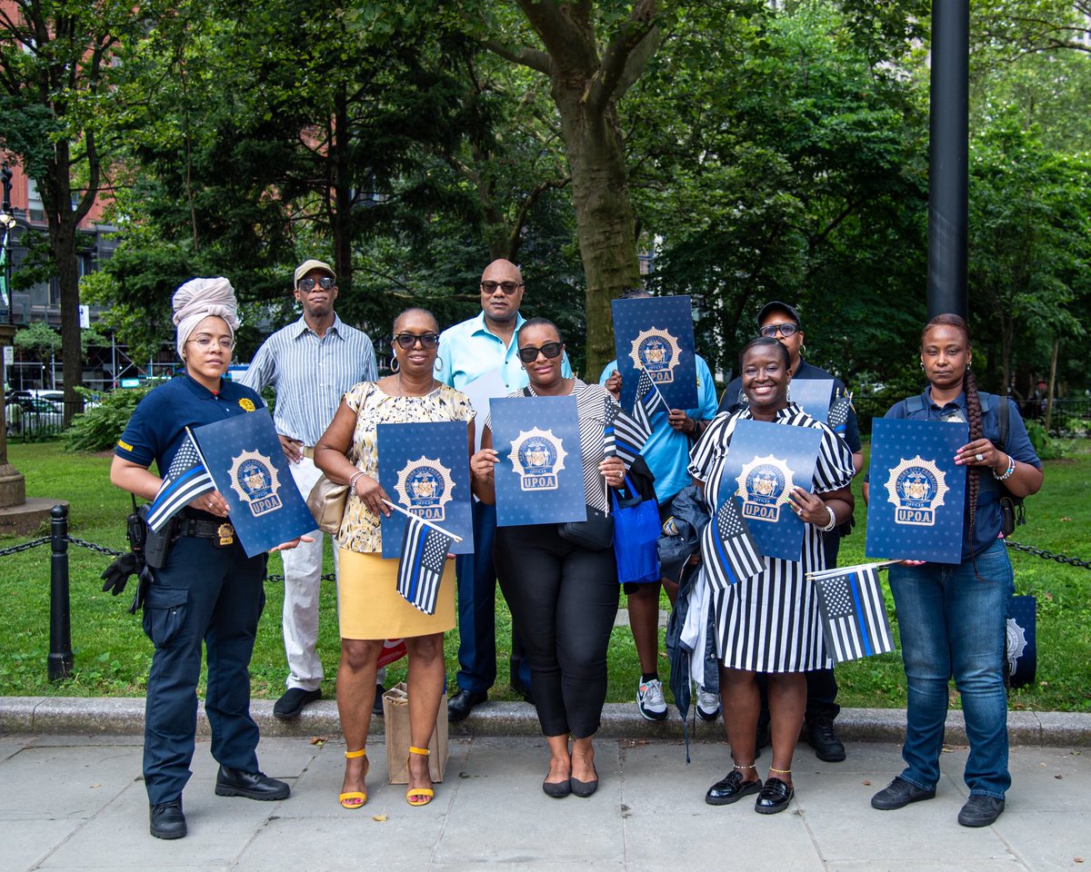 NYCPDDEA's tweet image. The Detectives’ Endowment Association was proud to bring together our fellow uniformed unions from New York City and neighboring counties on the steps of City Hall to support Mayor Adams re-election. By uniting our voices where our members live and work, we continue to build a…