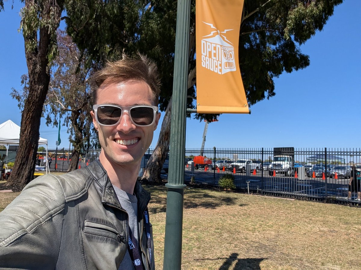Astro_Chuck's tweet image. It's that time of year! Come say hi if you're at @OpenSauceLive !