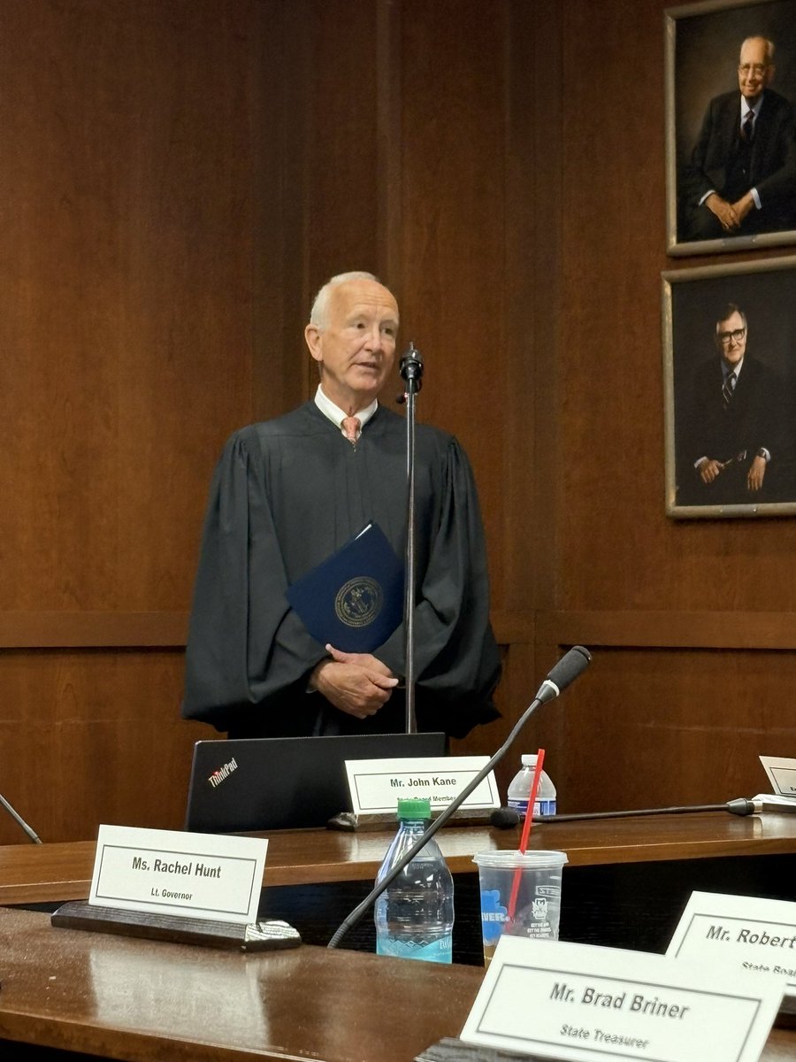 bill_bmcbrayer's tweet image. Honored to present NC Chief Justice @paulmnewby with one of my coveted commemorative ornaments today at our @NCCommColleges state board meeting in Raleigh. Thank you judge for swearing in our new board members.