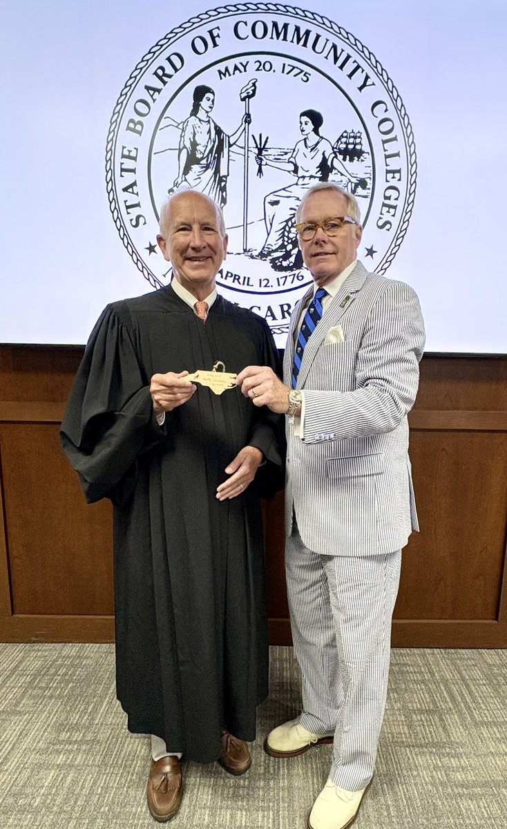 bill_bmcbrayer's tweet image. Honored to present NC Chief Justice @paulmnewby with one of my coveted commemorative ornaments today at our @NCCommColleges state board meeting in Raleigh. Thank you judge for swearing in our new board members.