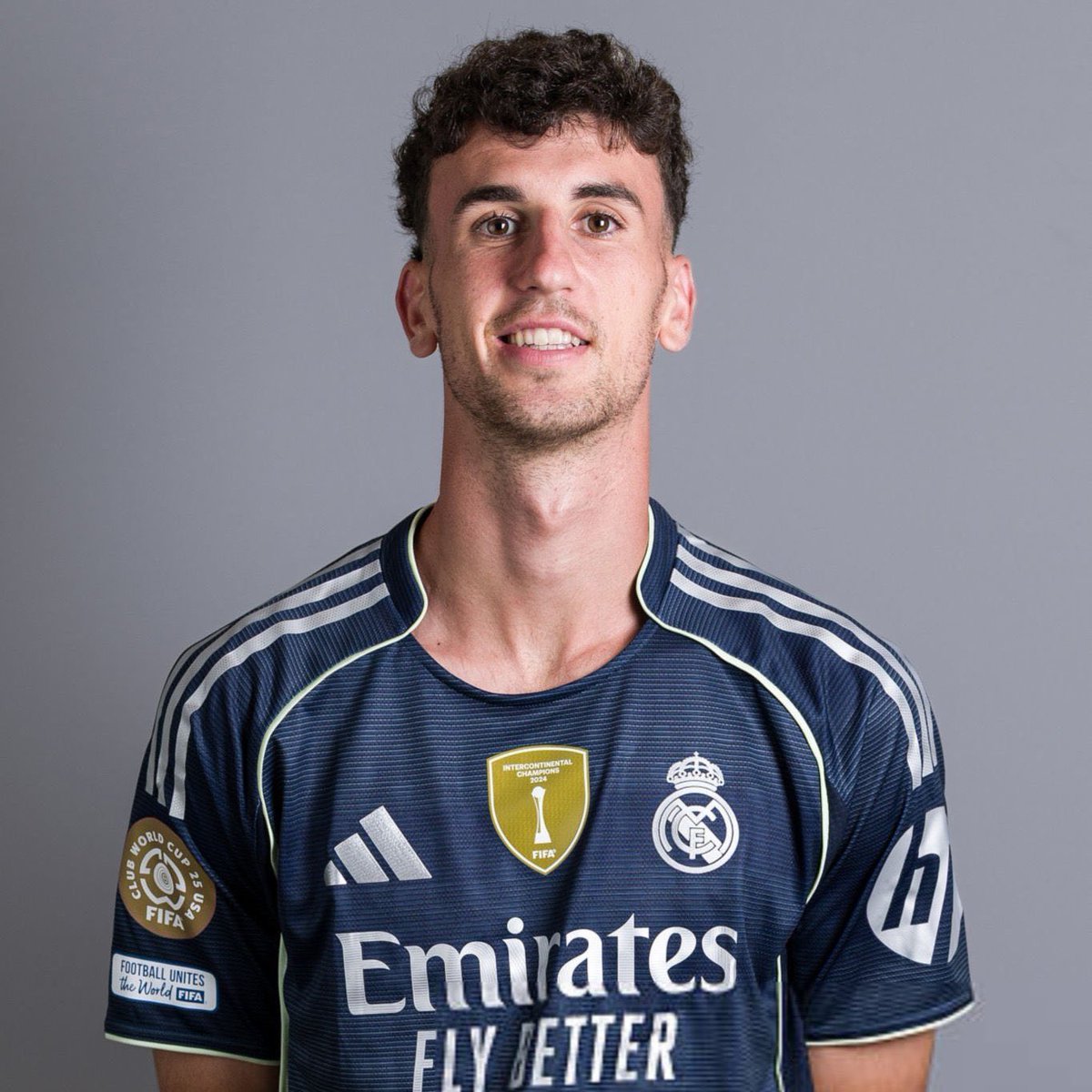 レアル マドリード 23/24 4TH オーセンティック ユニフォーム