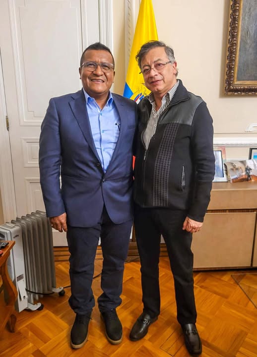 ¡Llegamos a cambiar la historia! 📷
En diálogo directo con el Presidente de la República <a href="/petrogustavo/">Gustavo Petro</a>, 📷Nuestro Gobernador Fulberto Guevara abordó una agenda que para impulsar el cumplimiento de las políticas, programas y proyectos del que será el nuevo Plan de Desarrollo.