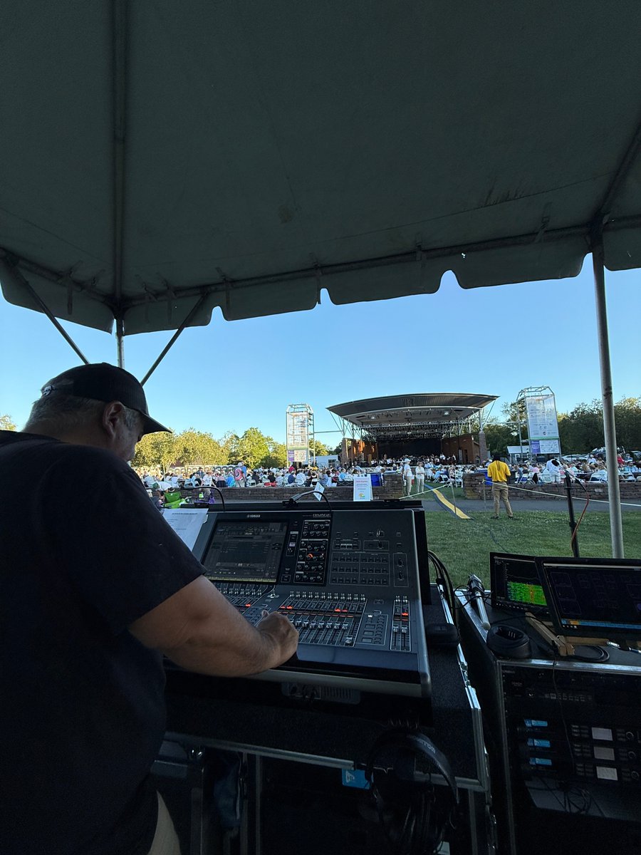 About to kick off tonight's Hartford Symphony Orchestra at the Talcott Music Festival!