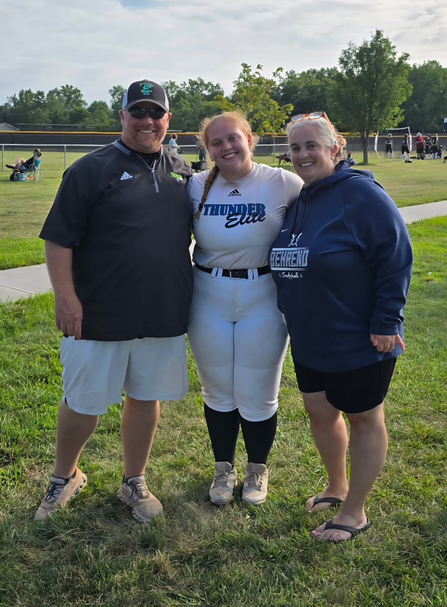 DavidBodienIII's tweet image. WELL DONE #7! @claire_bodien
Thanks for the travel softball journey from 2017 until today.

We are extremely blessed &amp;amp; proud of the young lady you have become.