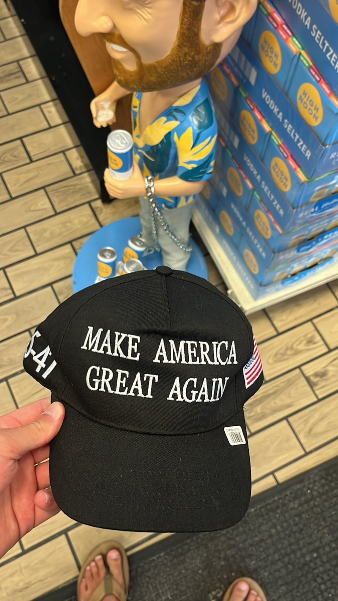 JosephCarter95's tweet image. God I love this place (Florida)