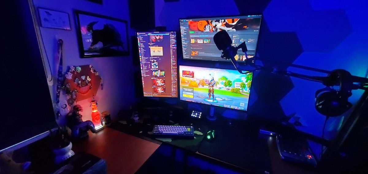 Monejhatv's tweet image. Setup check, rate and even post your own in the comments.
👁 👁
Live with lego building at around 8:30-9pm est.