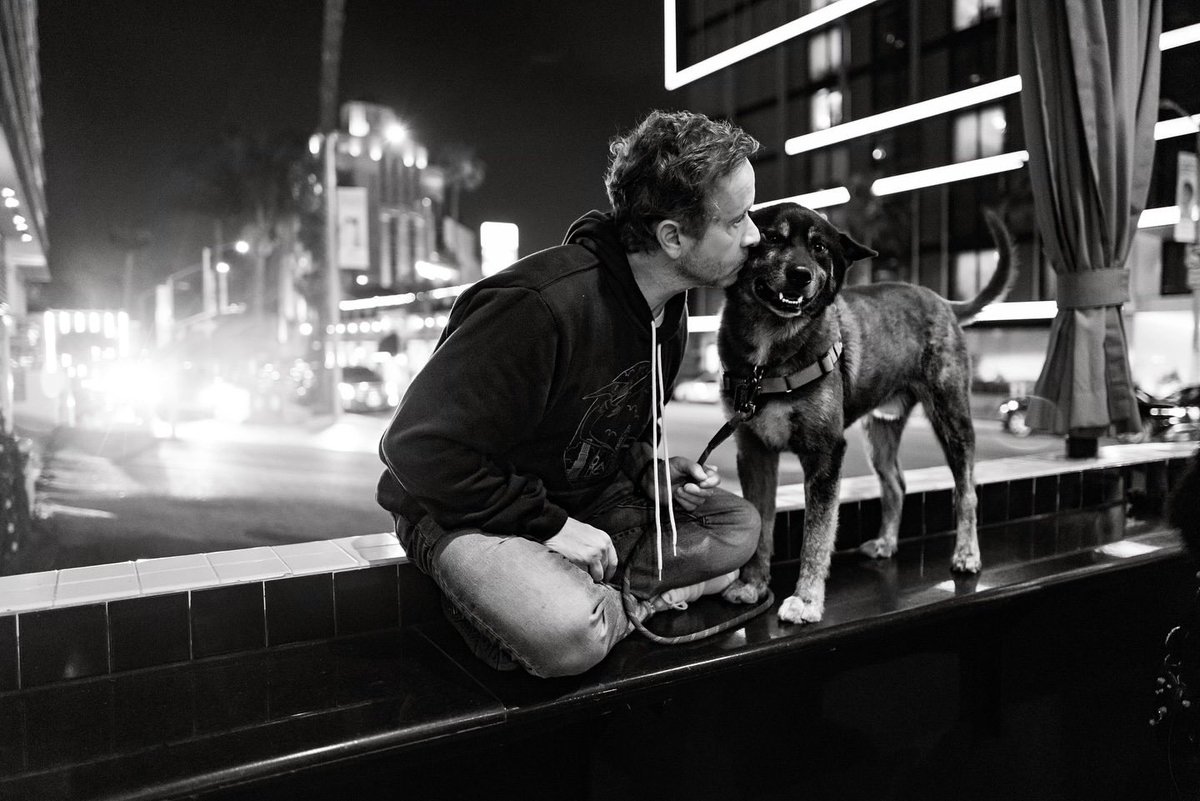 PaulyShore's tweet image. Nothing but love for all the animals out there. If you wanna see Buster and myself, we’ll be at @thecomedystore telling jokes on the Sunset Strip all weekend.
📷 @lizvig