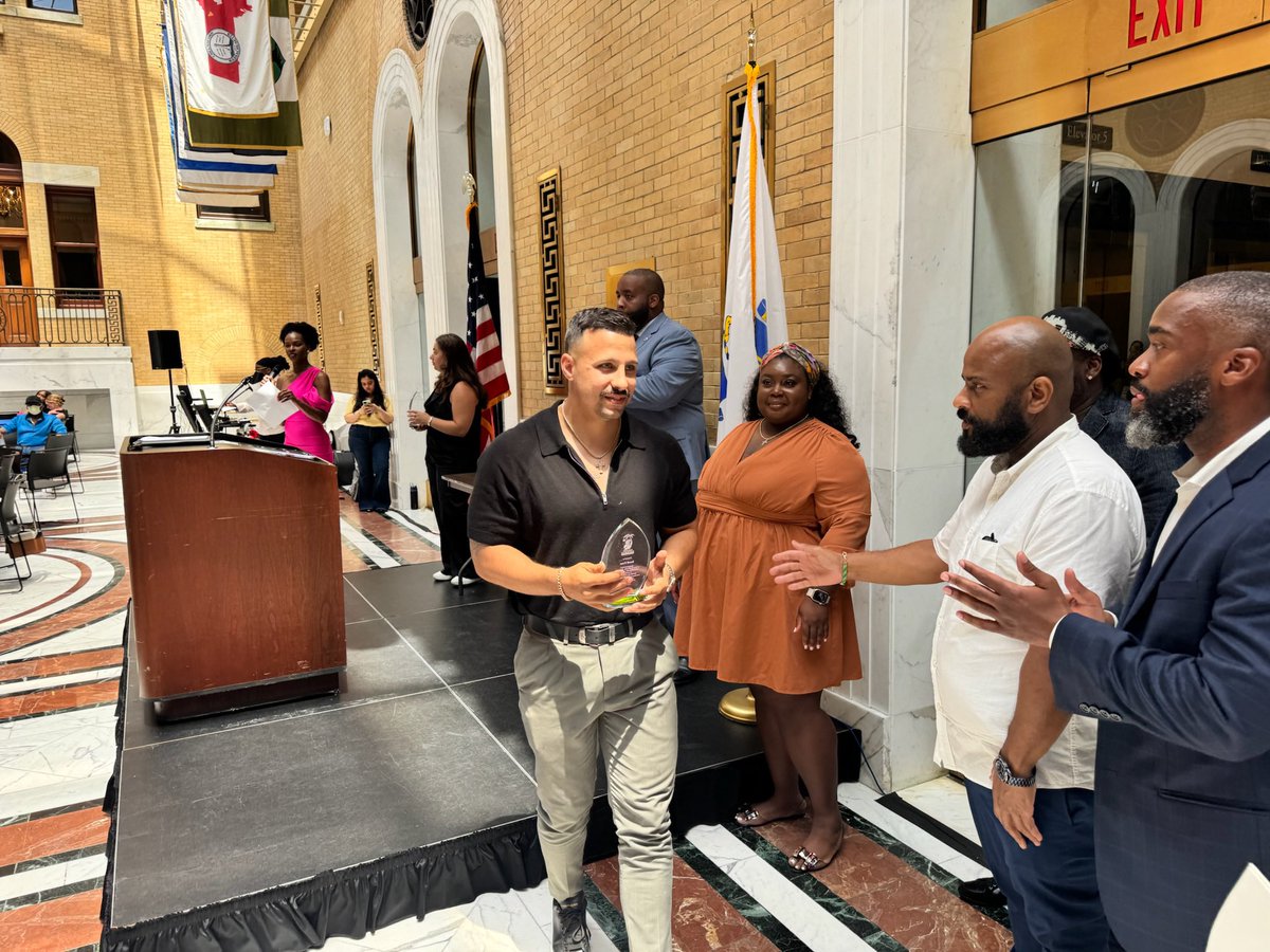 MannyCruz_MA's tweet image. Congratulations to my dear friend Ranfi Pena the founder of Eat Fit 24/7on being Salem’s honoree at the third annual Caribbean Heritage Month breakfast hosted by @BrotherChris617 & the Boston Caribbean American Association. I first met Ranfi Peńa as a classmate 20 years ago…