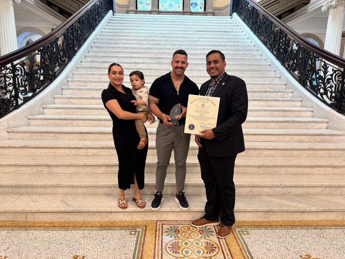 MannyCruz_MA's tweet image. Congratulations to my dear friend Ranfi Pena the founder of Eat Fit 24/7on being Salem’s honoree at the third annual Caribbean Heritage Month breakfast hosted by @BrotherChris617 & the Boston Caribbean American Association. I first met Ranfi Peńa as a classmate 20 years ago…