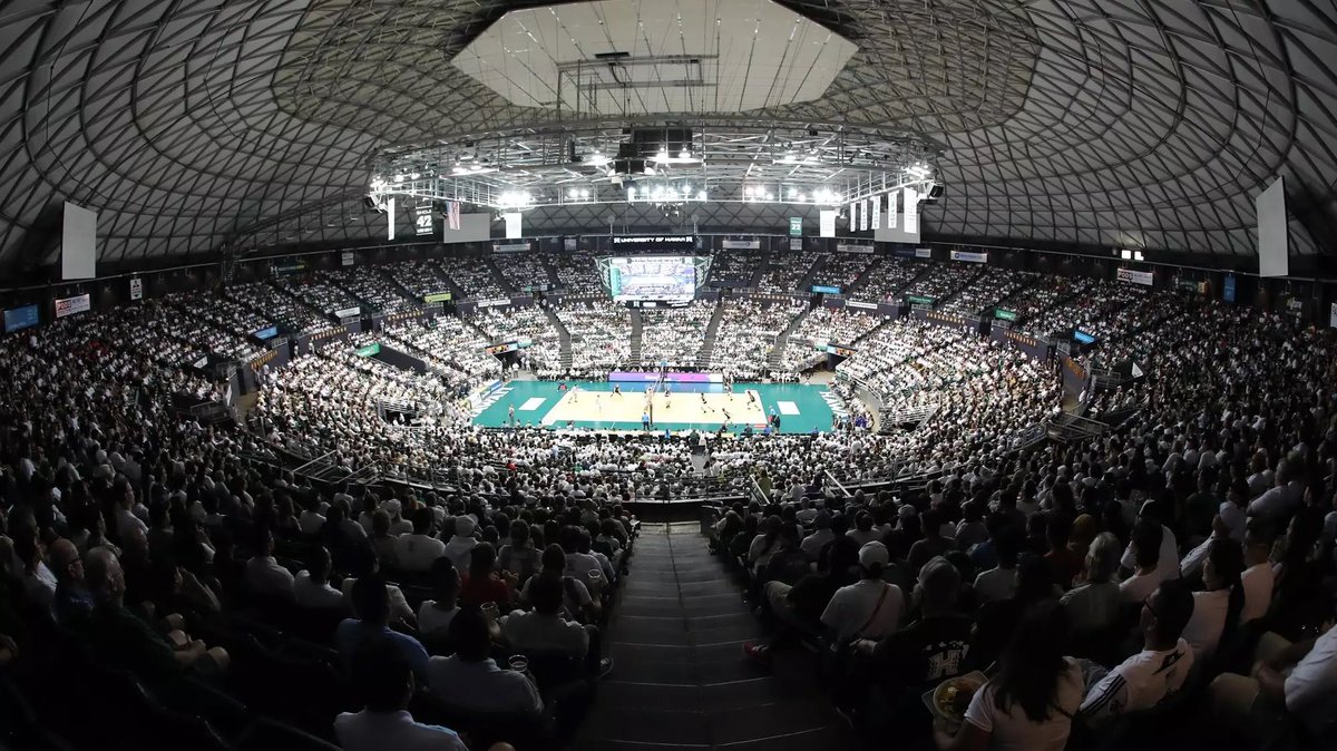 SimpliFi Arena at the Stan Sheriff Center

Location- Honolulu, Hawaii
School- Hawaii
Capacity- 10,300
Opened- 1994

What are your thoughts on this Arena? 

What's your all-time favorite game that took place there?

Rate it on a scale of 1-10