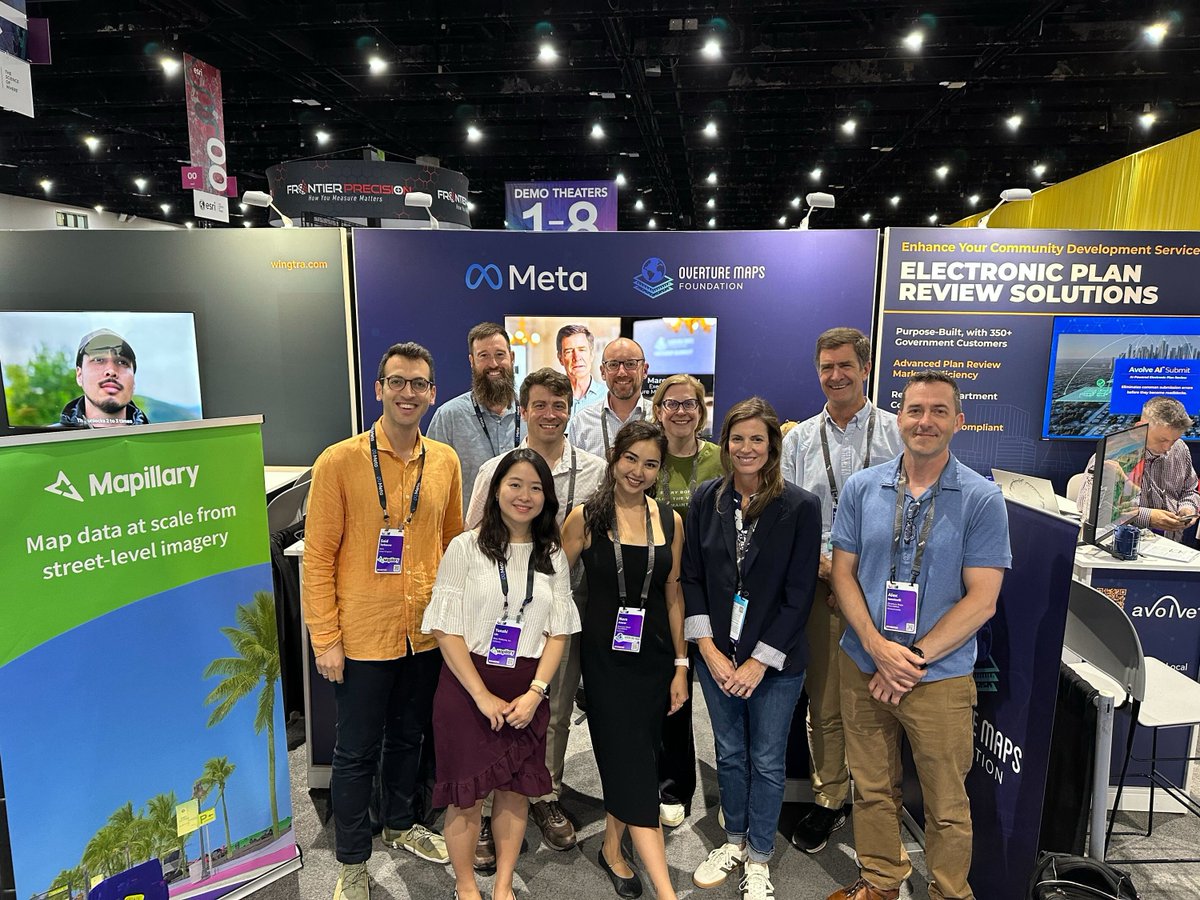 OvertureMaps's tweet image. That’s a wrap on #EsriUC2025!
Thanks to everyone who visited #OvertureMaps, joined the Passport Adventure with @awscloud, @Meta, @TomTom, @Maxar, @nearmap & @conterra , and congrats to our Capybara winners 🧸✨
Grateful for this amazing community 💛
