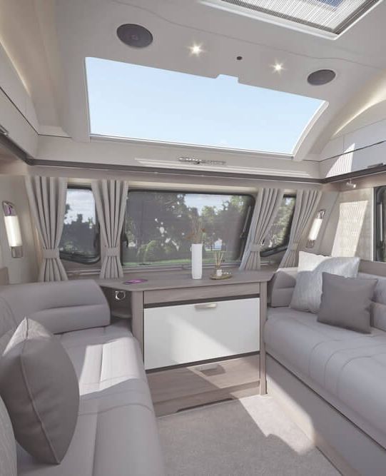 🙌 Up to £4,000 discount for a limited time only. 
😲 One unit left at this reduced price.

Shop the Swift Elegance Grande on our website or in person at our large dealership.