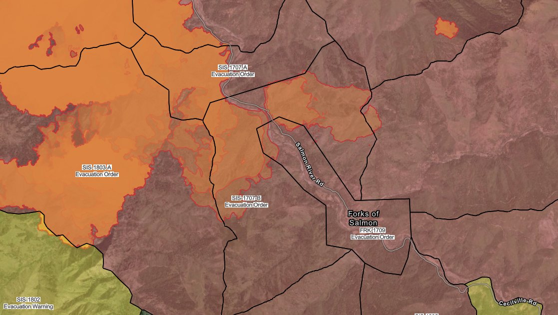 New #ButlerFire mapping shows the spot fire and the main fire burning SE towards the general area of Forks of Salmon and Sawyers Bar Rd. The fire on the East side of the Salmon river is actively spotting.

The fire is now 12,273.9 acres.

Structure protection is in place.
#cafire