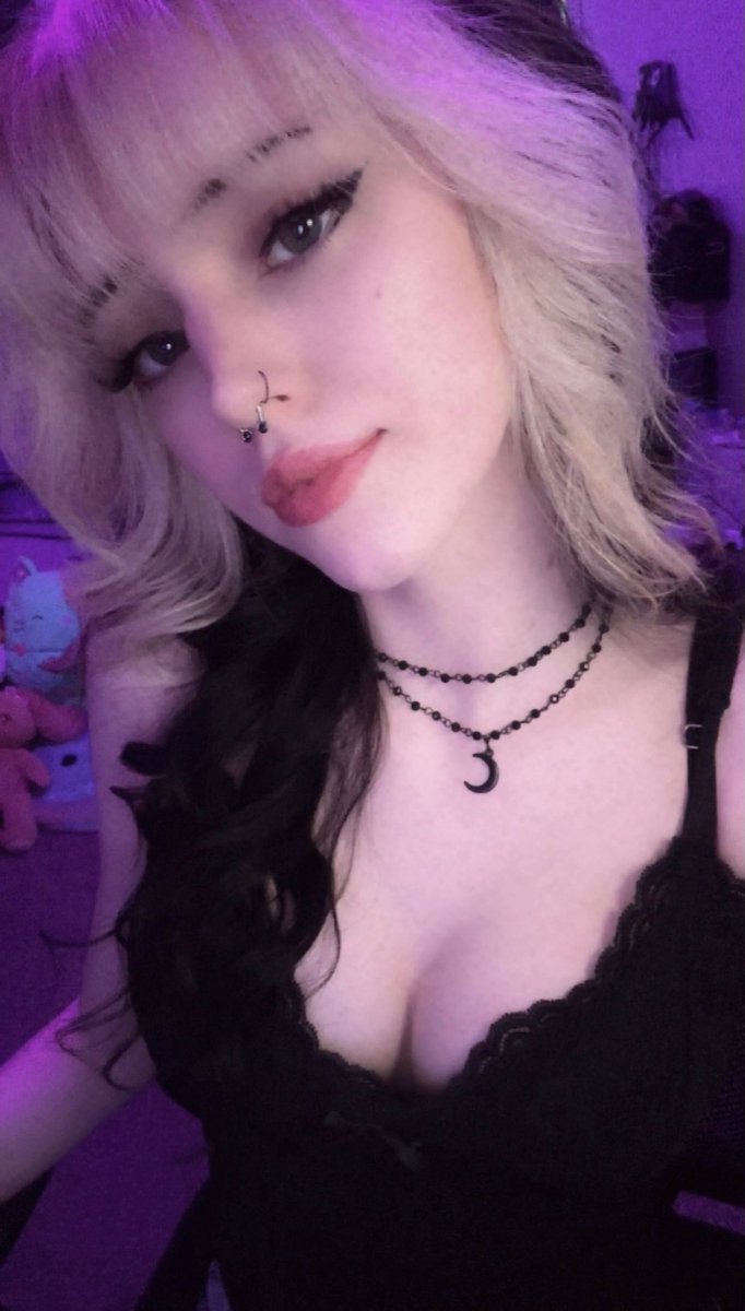 Peak collab w peak streamers 🙂‍↕️ <a href="/LilCrabLeg/">LilCrabLeg</a> <a href="/Ringtail216/">Ringtail216</a> 
twitch.tv/sadderdazetv 
•
#Peak #twitchstreamer #friends #content #competitive #pcgaming #rage #discord #funny #indiegames #gamingtwt #collab #egirl #twitchgirls #gamergirl #promo #streamertwt #promotwt #Steam