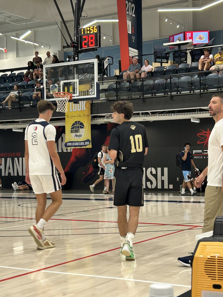 17U <a href="/ArsenalHoops/">Arsenal Hoops</a> Guard <a href="/BenKarsten/">Ben Karsten</a> has been HOT early in this battle between his Arsenal group and Kingdom Hoops here at the <a href="/RL_Hoops/">RecruitLook Hoops</a> X <a href="/HardwoodEvents/">Hardwood Events</a> Live!

Ben’s ability to shoot the ball off the catch and in transition has been an early X Factor