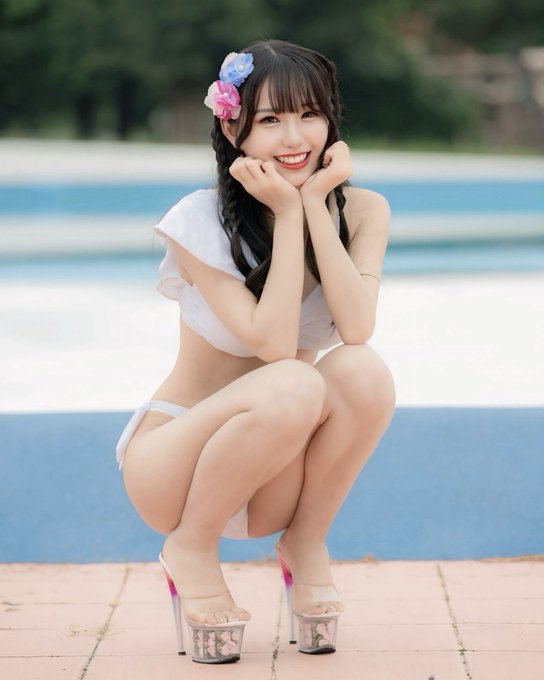 Twitterのコスプレ画像15