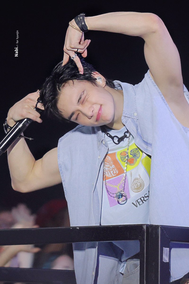 nabi_320's tweet image. 250718 🧸🧸

#현진 #hyunjin #straykids