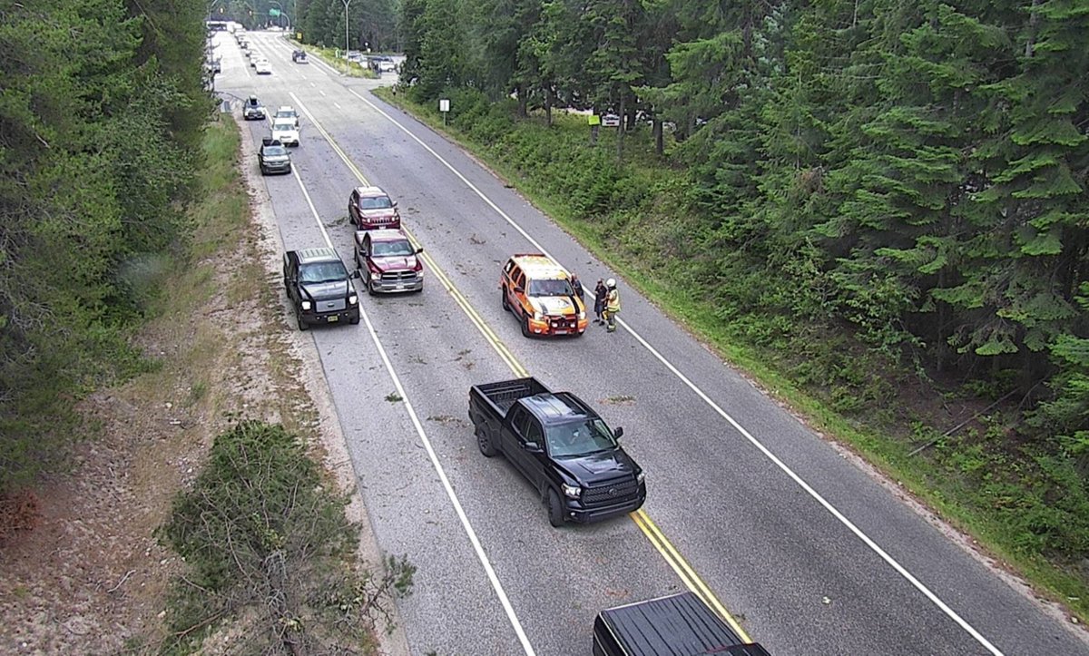 DriveBC's tweet photo. ⛔️#BCHwy6 Closed in both directions west of #BCHwy3A due to downed trees and hydro lines. #SouthSlocan #PlaymorJunction #CrescentValley https://t.co/5L6yvADnqG