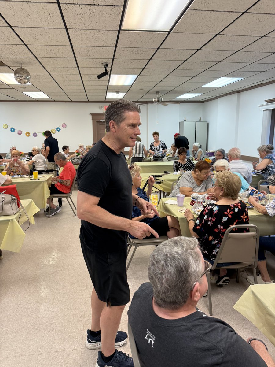 Cody_D_Miller's tweet image. Dan and I had a great night at the Senior BBQ in Gloucester Township! It was a pleasure meeting so many wonderful residents—and even better, we had the chance to help serve food alongside Mayor Mayer, Councilwoman Albright Troxell, Councilwoman Grace, and Councilman Castro.…