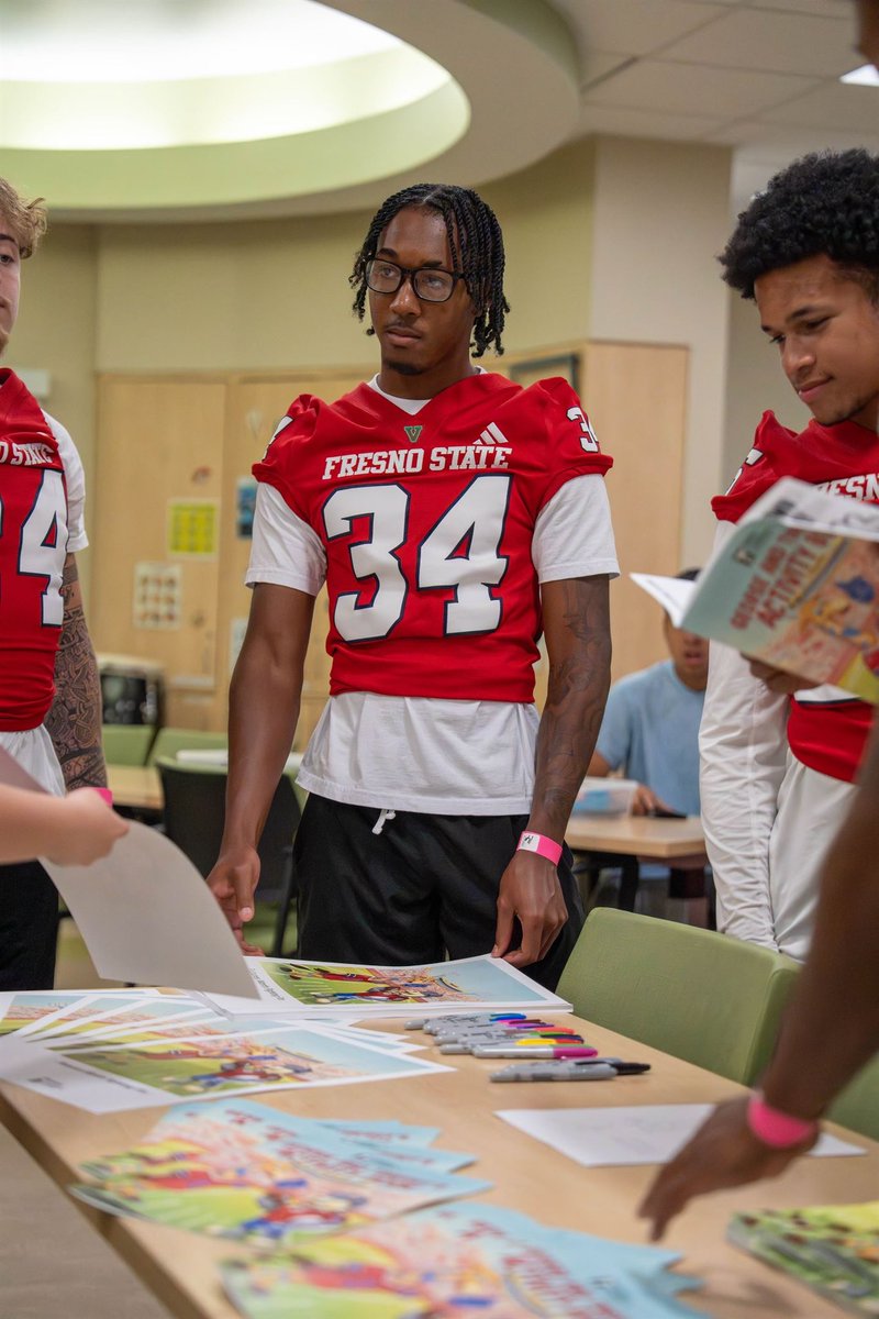 I had a wonderful time visiting the kids at Children’s Valley Hospital. It was truly heartwarming to see their smiles while spending time with them. I left feeling grateful for the experience. It was a meaningful moment that I’ll always remember. Keeping y’all in my prayers ❤️🙏🏾
