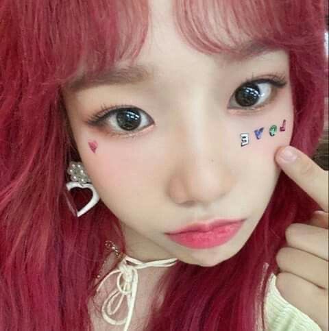 gau4n's tweet image. choi yoojung of weki meki has officially surpassed 822k followers on instagram🫶🫶