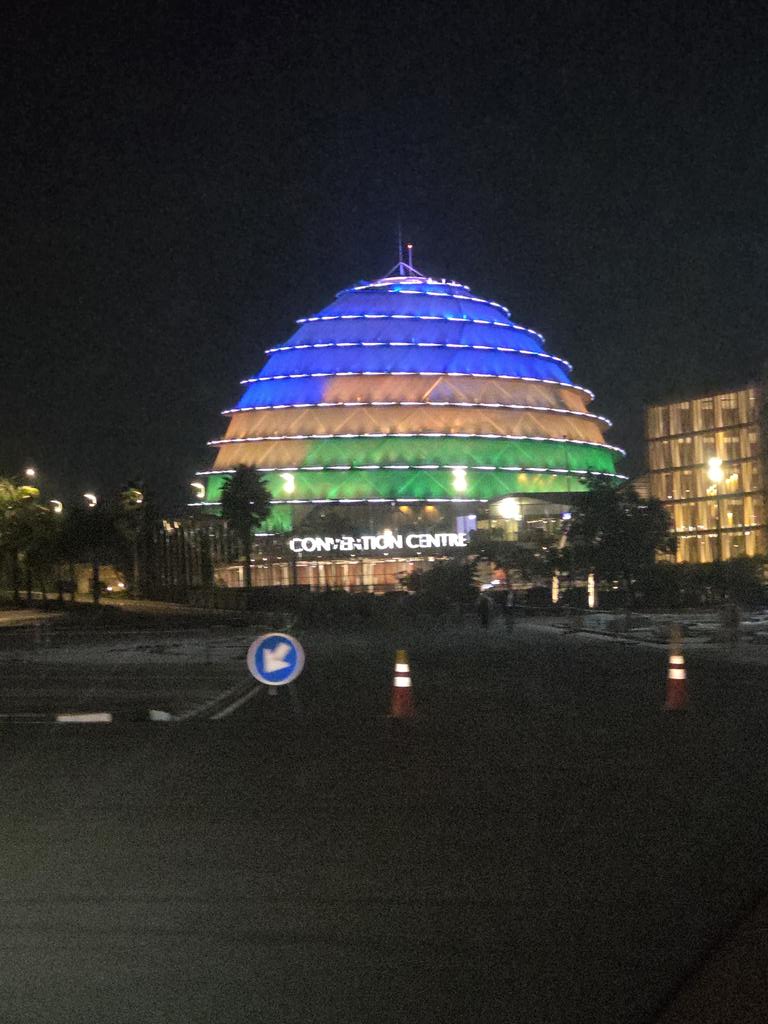 SemitalaFred's tweet image. Beautiful city with lots of clean, pedestrian-friendly, green spaces. If only @FlyRwandAir could be more organized  and keep on schedule! Delaying flights by 7 solid  hours  tests anybody&apos;s patience and is not aligned with the dream of Africa.