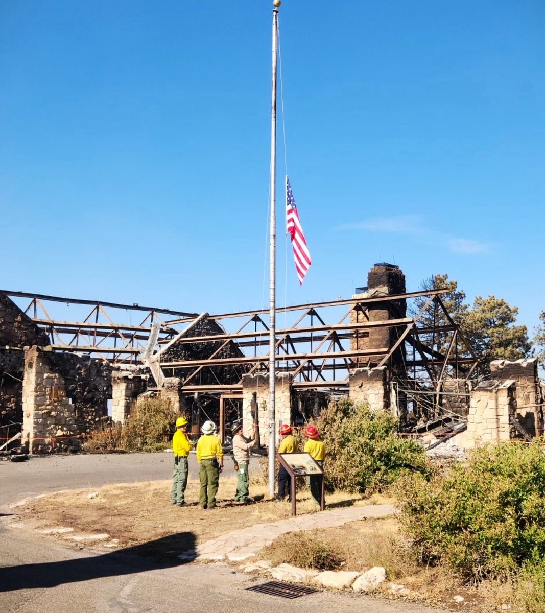 I absolutely love our national parks, the fire at the north rim of the Grand Canyon is devastating 😭
