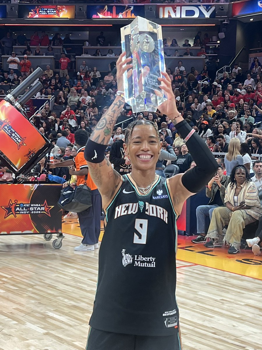 WNBAComms's tweet image. Natasha Cloud is your Kia Skills Challenge champion!