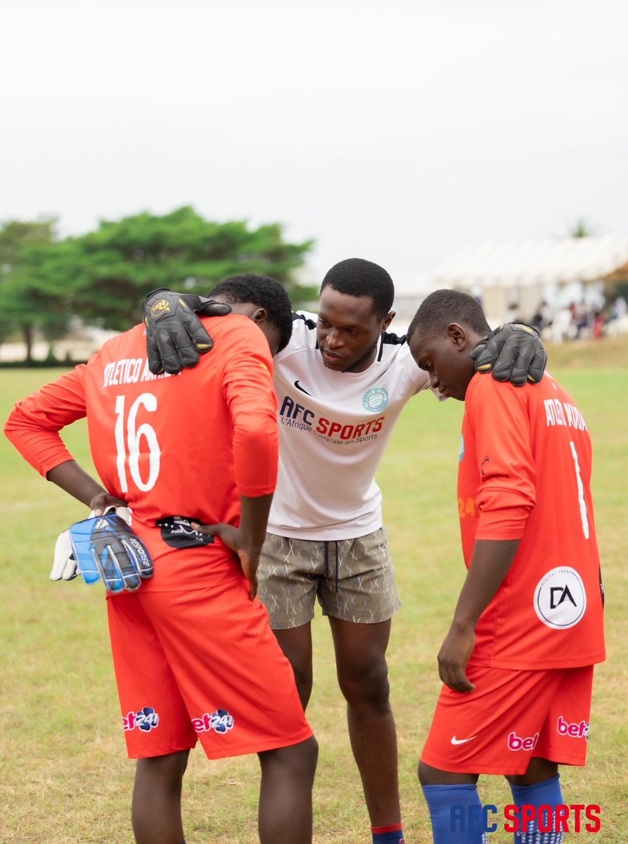 Gros matchs de défense et de nos milieu, dont ont su profiter nos trois flèches devant, Christian Barro (doublé), Trésor Jr. Limagna  (1 but) et Harmony Obame (2 passes décisives )👏🔥

#LeClubDuPeuple #Aaacademy #Gabon

📸 Luccarrelli Pictures pour AFC Sports 🤝💪🏼