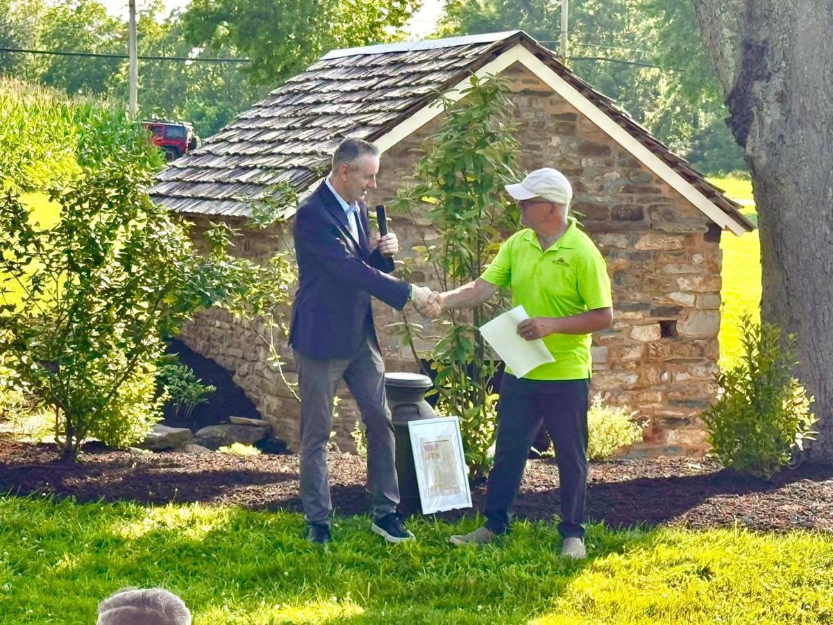 RepBrianFitz's tweet image. Throughout our community, we are surrounded by history—woven into the landscapes, landmarks, and stories passed down through generations.
One of those stories lives at Bucks Country Gardens Ltd., where the Milkhouse—built in 1738 on land originally granted by William Penn—has…