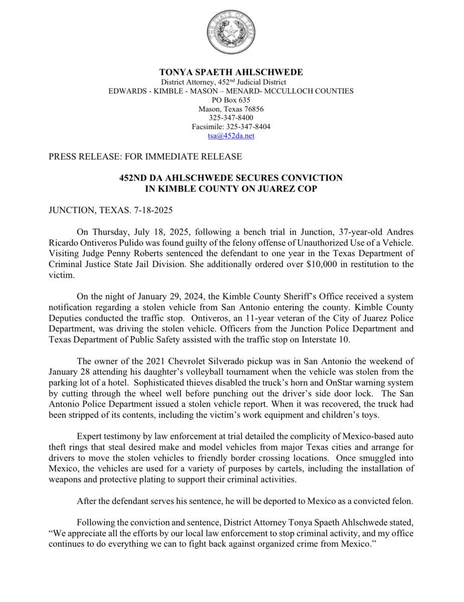 Brent_kinneyCA's tweet image. CONVICTION SECURED IN STOLEN VEHICLE CASE LINKED TO MEXICAN AUTO THEFT RING
District Attorney Tonya Spaeth Ahlschwede secured a felony conviction in Kimble County against Andres Ricardo Ontiveros Pulido, a former Juarez police officer.
Pulido was found guilty of unauthorized…
