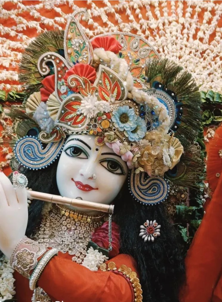 AkhileshYadv9's tweet image. इतिहास कहता है, कि कल सुख था,,, विज्ञान
कहता है, कि
कल
सुख होगा लेकिन "धर्म" कहता है अगर मर सच्चा
और "हृदय" पर रोज
होगा!
"जय श्री कृष्णा"
#सुप्रभात_वंदन
#योगेश्वर_श्रीकृष्ण #ॐ_श्री_कृष्ण_वासुदेवाय_नमः #जय_श्री_कृष्ण #जय_द्वारकाधीश #harekrishna #SB19 #राधे_राधे #radheradhe