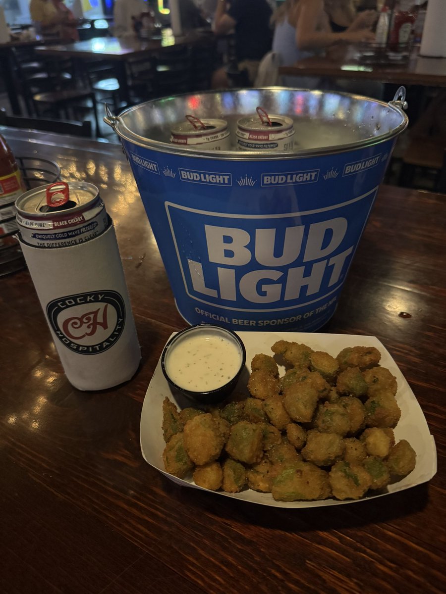 CockyHosp's tweet image. White Claws and Fried Okra are gonna steam this ship all night. What’s your fuel @faithannefloydd ??