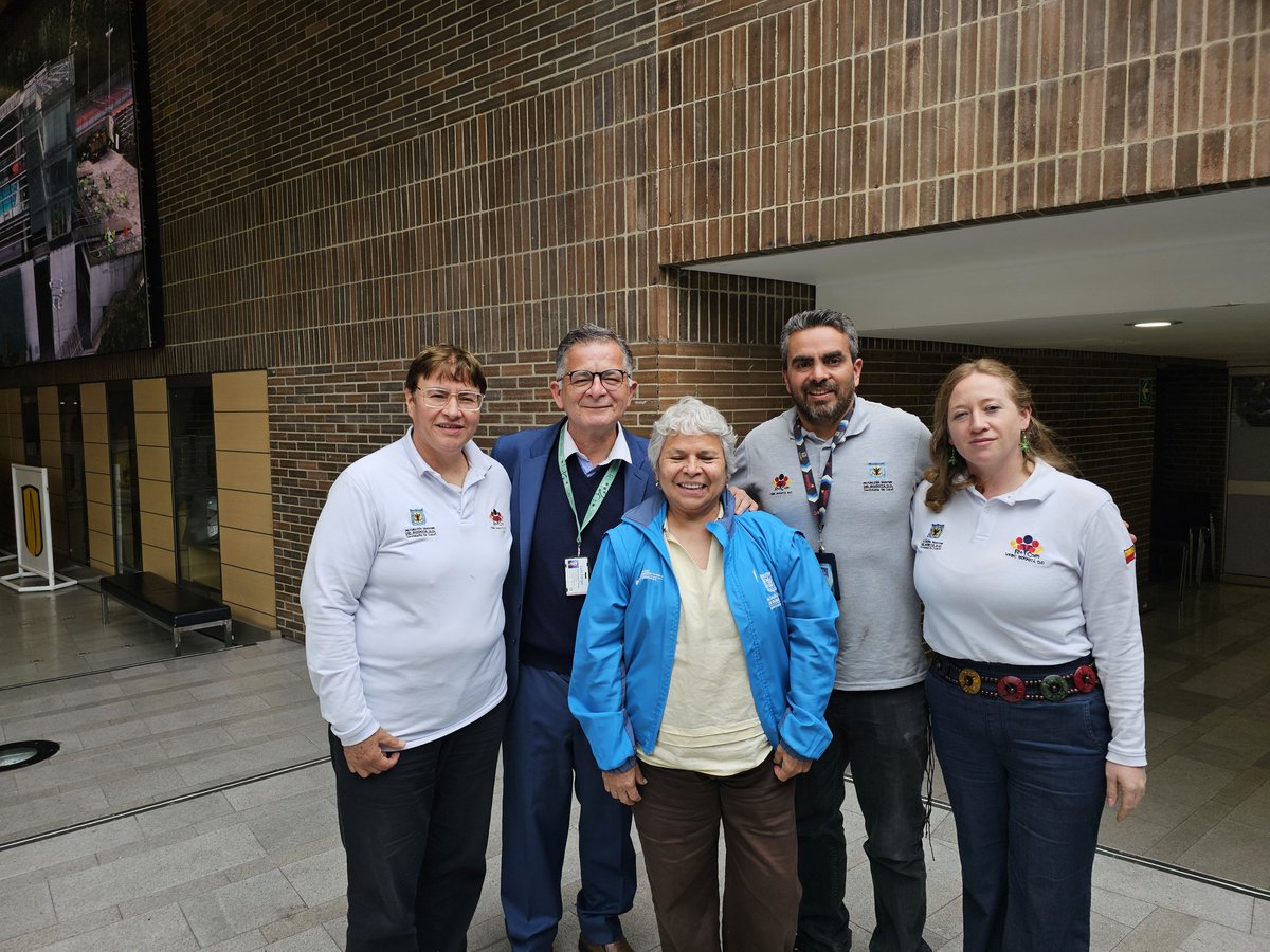 ljhernandezf's tweet image. Hoy nuestro decano @JRoa_MDFACP instala el Encuentro Distrital de Vigilancia Comunitaria organizado entre @SectorSalud y @MediUniandes en la Universidad de los Andes. Se hizo taller sobre "Problematización en salud y Determinantes Sociales". Participando @SubRedCentroOri…