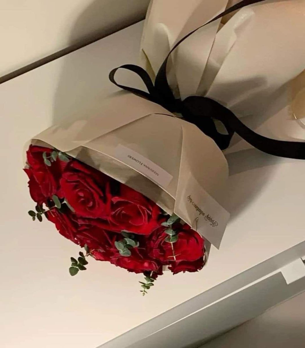 Red roses bouquet
