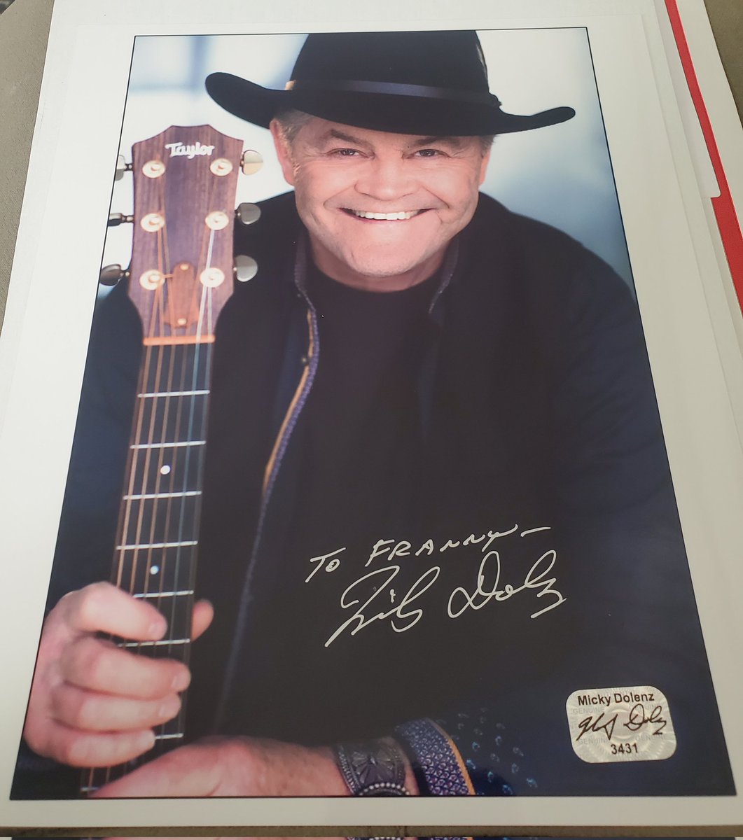 Received my autograph photo of Micky Dolenz <a href="/TheMonkees/">The Monkees</a> today!  So happy!  ❤️🎵❤️