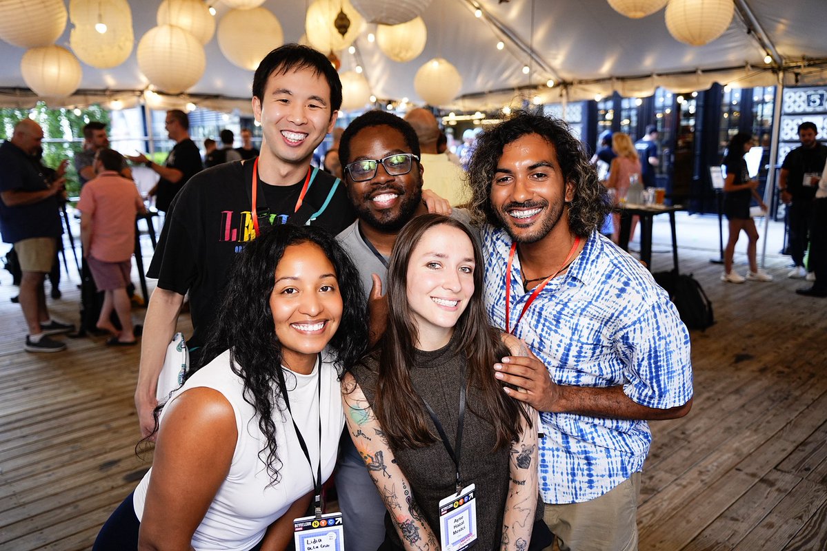 #devrelcon has officially come to close 🙌  So grateful for the opportunity and being able to have met so many wonderful folks in the DevRel space ☺️ Had an absolute blast there and hope I get to attend again next year~ <a href="/devrelcon/">DevRelCon</a>