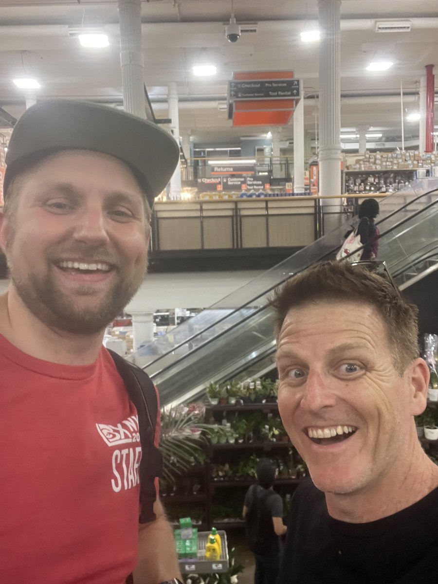 repkord's tweet image. Cruising around NYC with @DubMFG this afternoon and came across the most urban @HomeDepot of all time. 🤣