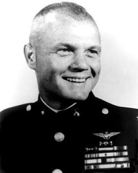 PitTalkPodcast1's tweet image. Marines you don’t hear about:
Col. John Glenn (1943 to 1965).
✔️Flew 59 Combat Missions in WWII
✔️ 6 Distinguished Flying Crosses and 18 Air Medals for Combat Valor.
✔️1st Marine to orbit the Moon.
Marines live forever sir, see you at the pearly gates 🫡.