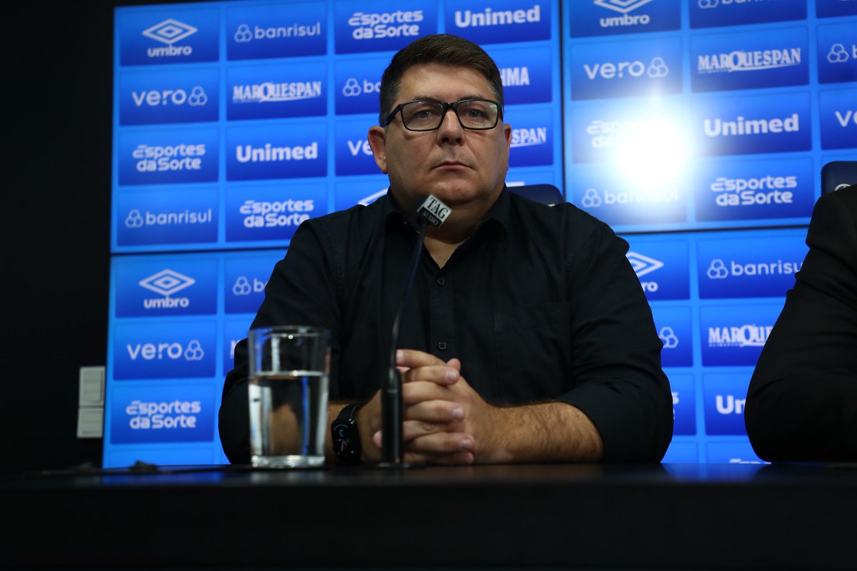 soccergfbpa's tweet photo. “Não buscamos goleiro no momento. Estamos satisfeitos com nossos nomes para esta posição.” 

- Alexandre Rossato, sobre Marcelo Grohe, em entrevista no Rio de Janeiro. https://t.co/DJJHbsAqZj