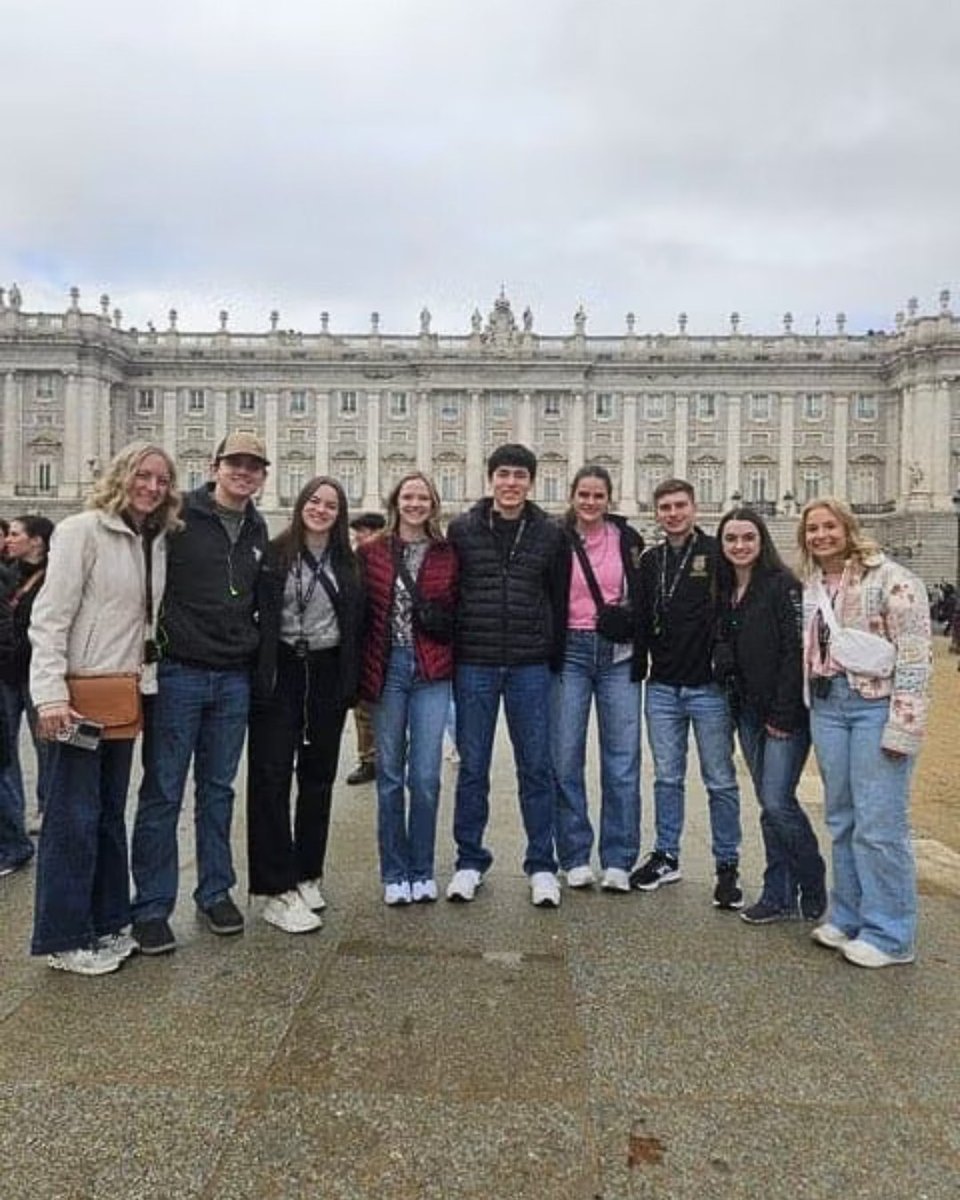 6 Things I Learned From Traveling Abroad✈️🧳
🔗 ffa.pub/4eob6da 

#FFA