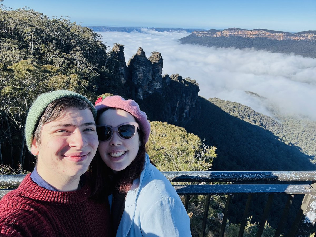 ihaveabluehat's tweet image. Good morning from the Three Sisters in the Blue Mountains 😁