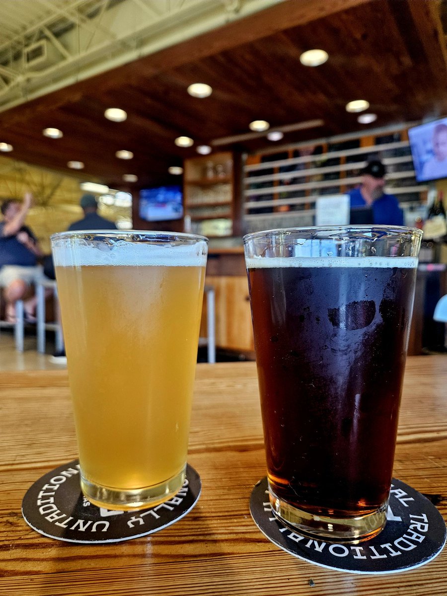 JohanBBT's tweet photo. @WholeFoods #BeeCave Enjoyed @TurningPointbco Triple IPA and Sun Chaser honey wheat by @BigCountryBrew Prodigal Pils @meanwhilebeer and Amber lager @ZilkerBeer cheers to #Friday y'all @abuddyofmine @ephoustonbill @cedarflats @gonochad @CarlosSato9 @impopsy @qblacklock @CATbrew13 https://t.co/BMlzWXTAZO