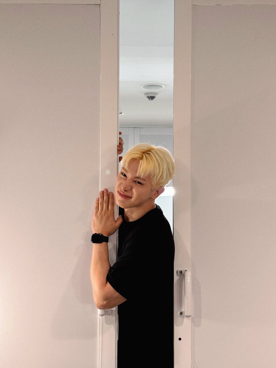 official__wonho's tweet image. 2025 WONHO WORLD TOUR
&lt;STAY AWAKE&gt; : MONTERREY
📸 See you soon WENEE
#원호 #WONHO #STAYAWAKE
#2025WORLDTOUR_STAYAWAKE
