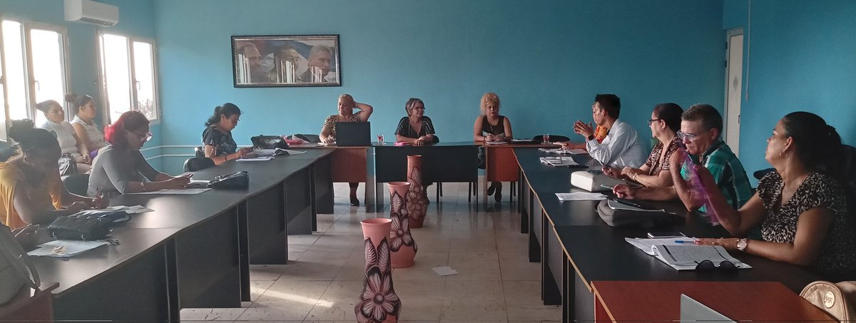 ♥ 🔆  Concluimos el Consejo de Gobierno solemne en homenaje a #Fidel, con el análisis del cumplimiento de los objetivos de trabajo centrados en la actividad judicial y la calidad de la ⚖ que impartimos #UnidosPorCuba #NiUnPasoAtrás ⚖ ♥ 🇨🇺.