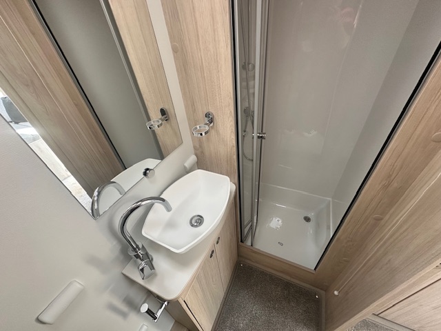 Explore our Elddis Accordo 105 motorhome at Newark Showground today where it is on display with 10 other motorhomes at The National Motorhome and Caravan Show. This model is yours for £55,995!