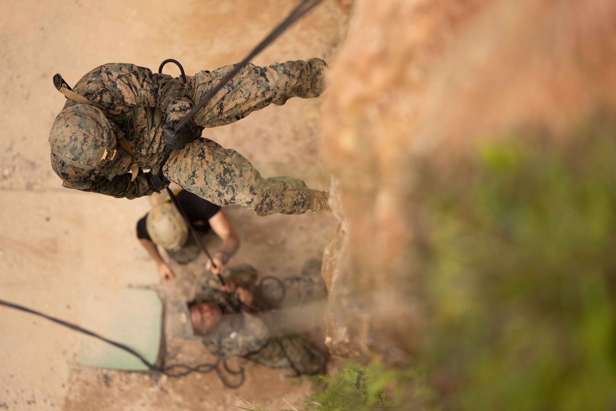 PacificMarines's tweet image. #PacificMarines with @3rdMLG and @1stMAW_Marines headed to the Jungle Warfare Training Center in Camp Gonsalves, #Okinawa, #Japan to sharpen their skills in a harsh, unfamiliar environment, June 24, 2025.
📸: Lance Cpl. Weston Brown | @USMC
#ReadyAndCapable #AnyClimeAndPlace